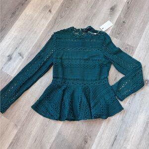 Endlesss Rose very detailed lace blouse- dark green